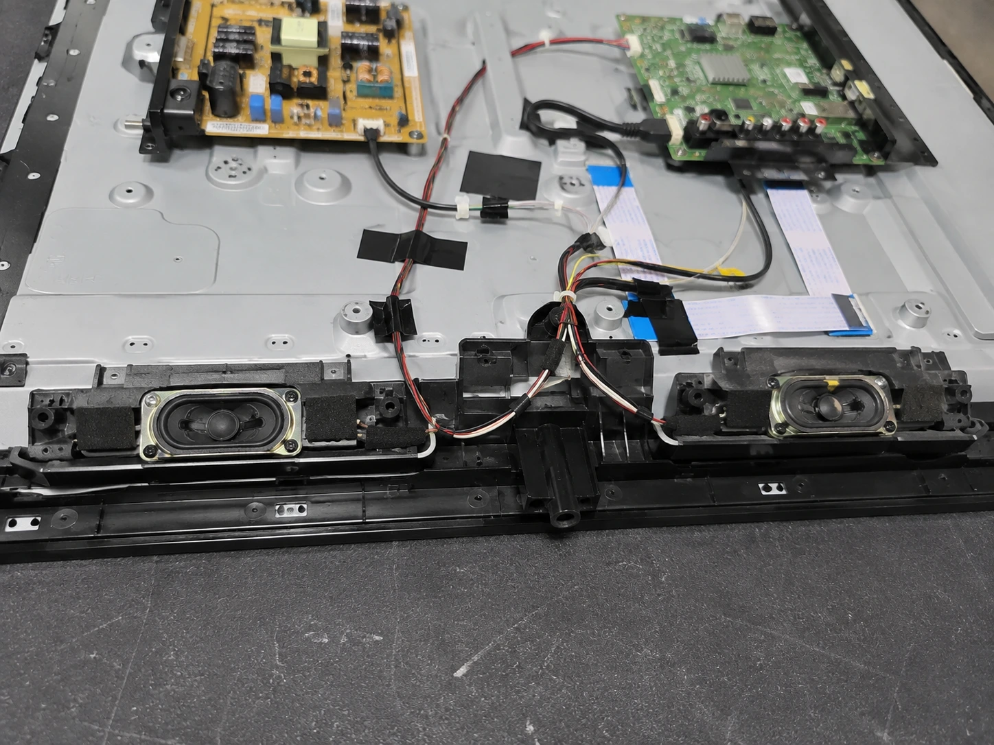 TV Sound & Audio Circuit Repair in Kolkata by Relife Service — photo 3